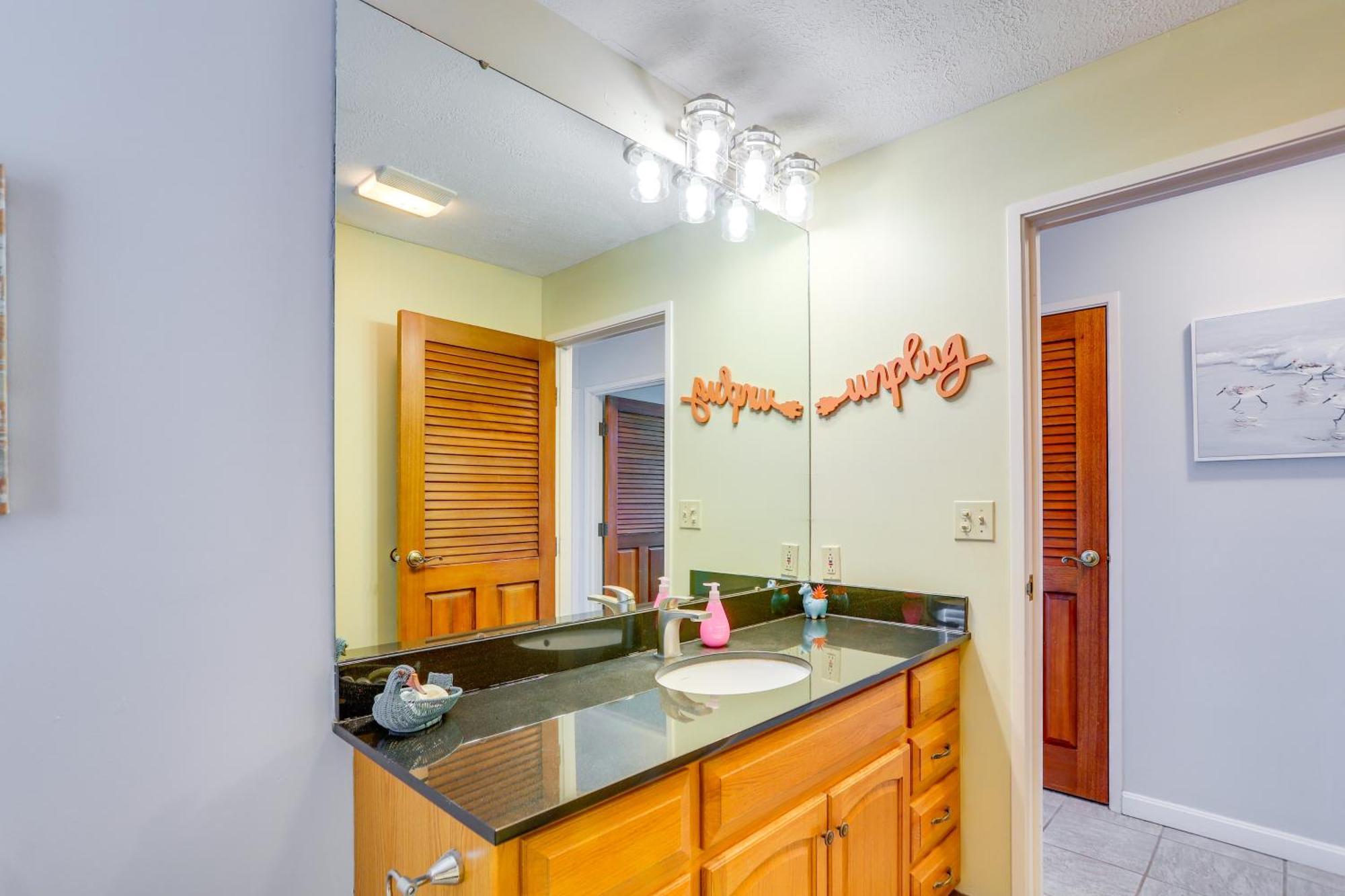 Cozy Middle Bass Island Getaway On Lake Eerie! Put-in-Bay Eksteriør billede