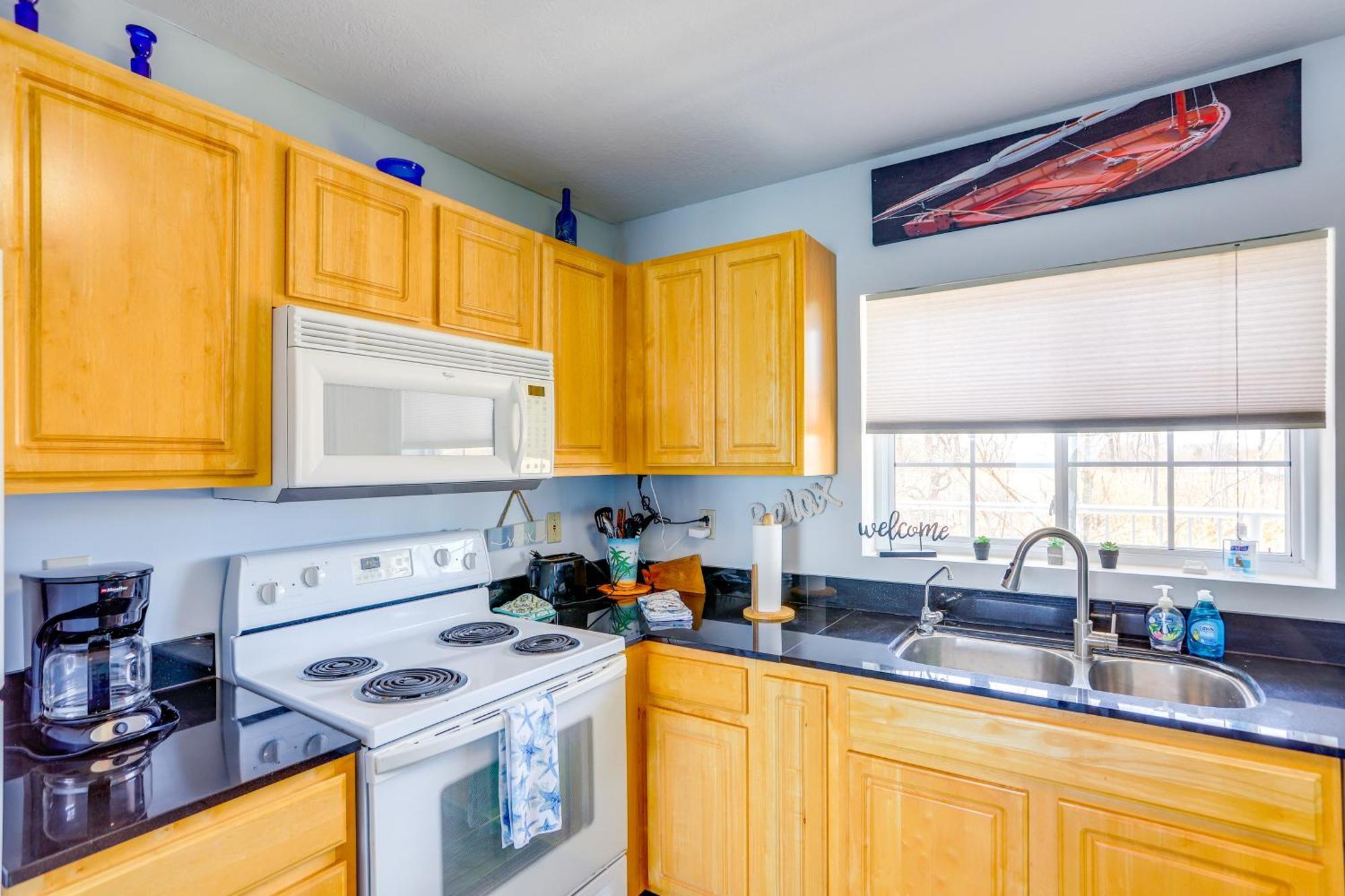 Cozy Middle Bass Island Getaway On Lake Eerie! Put-in-Bay Eksteriør billede